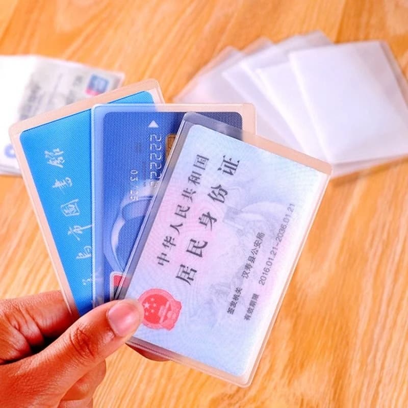 8个透明磨砂防磁身份证件套银行卡套公交卡套防水证件卡套