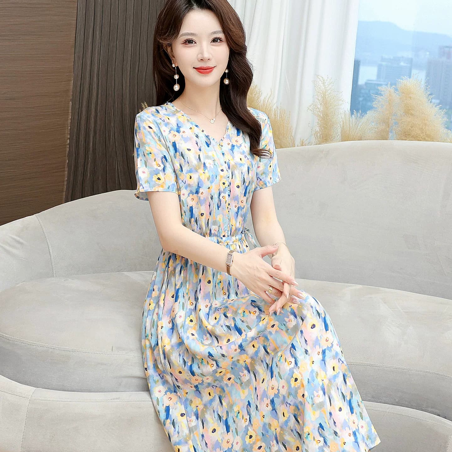 2026新款夏季高端棉绸连衣裙女外穿气质收腰碎花中长绵绸大摆裙子