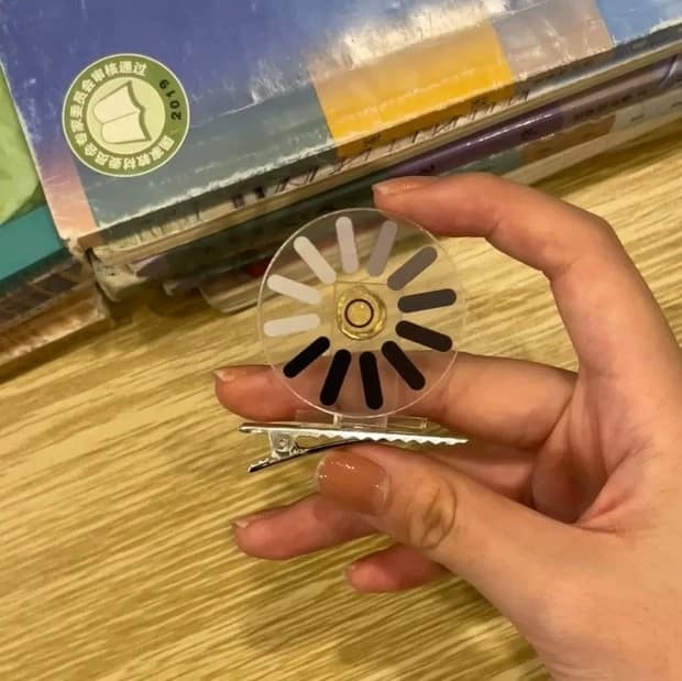 宕机发夹大脑加载中发饰搞怪创意可转圈送朋友摆件饰品