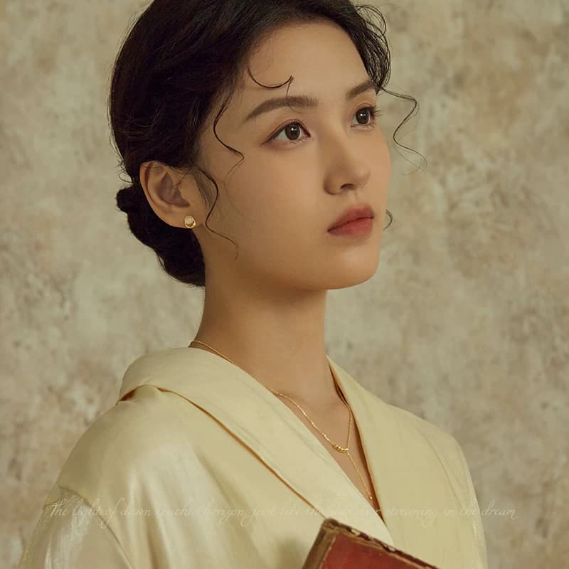 轻奢天然玉髓925纯银耳钉女2026新款爆高级感耳饰气质巨好看耳环 - 缩略图3