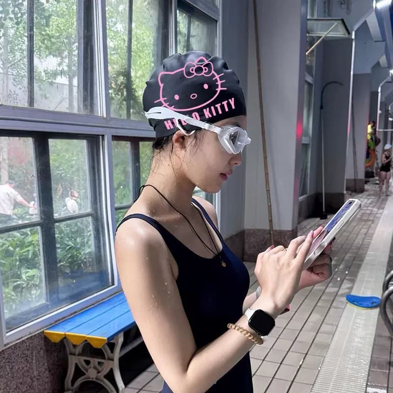 KT猫硅胶泳帽女款长发加大不勒头高颜值防水防滑大头围游泳帽 - 缩略图3