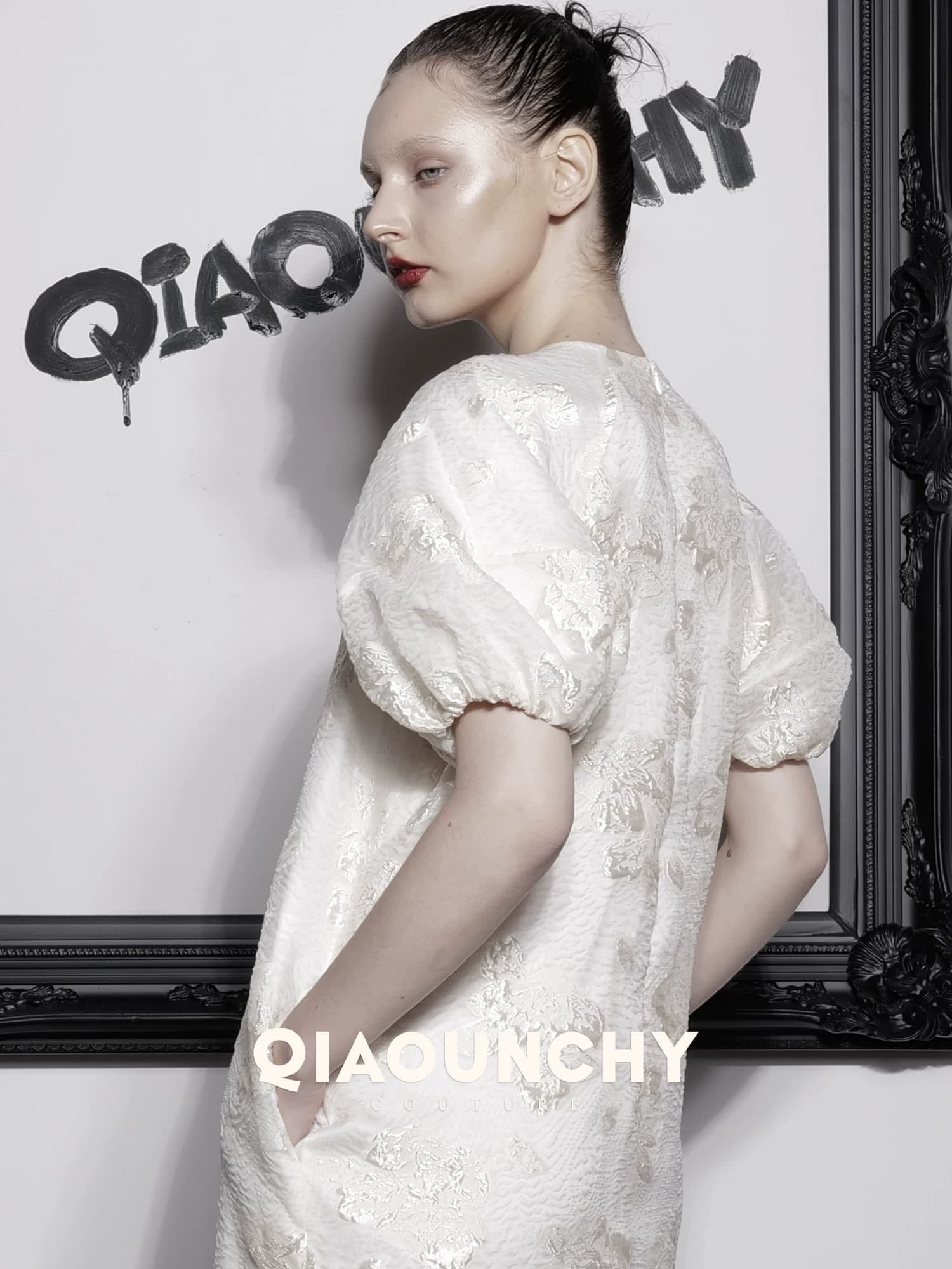 真丝浮雕提花 QIAOUNCHY俏云曦｜优雅真丝提花圆领连衣裙长裙春夏 - 缩略图4