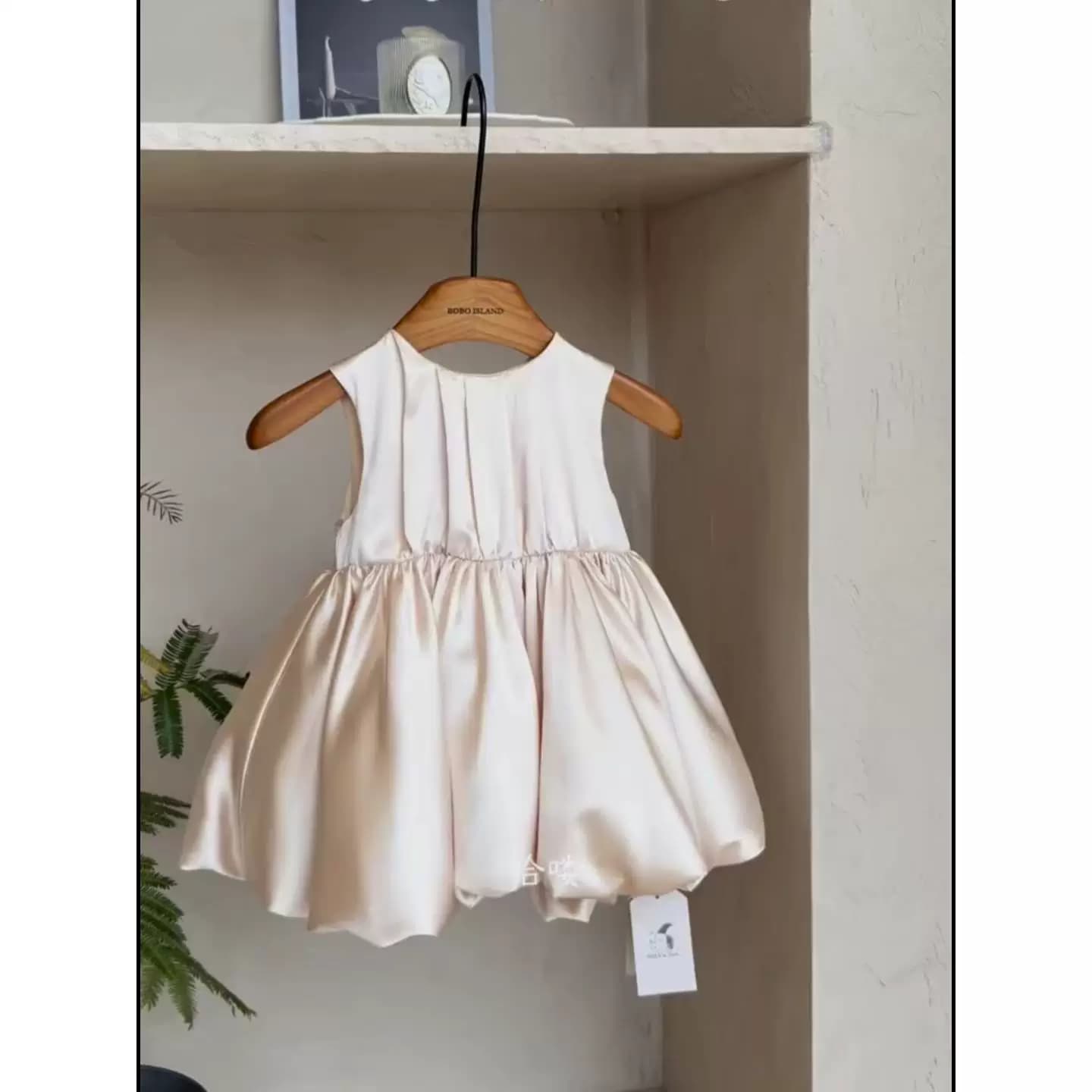 女童公主裙背心裙春夏儿童百天周岁礼服蝴蝶结花苞裙香槟色连衣裙 - 缩略图4