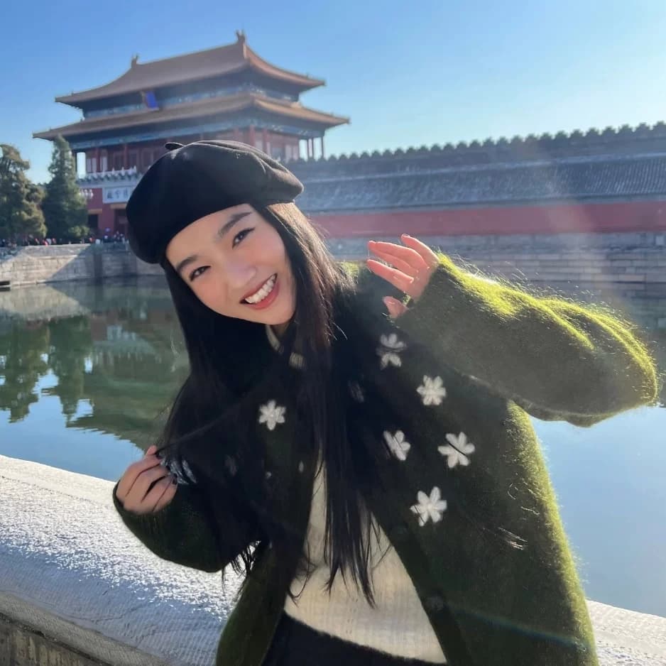 超显白！刺绣绿色花朵毛衣开衫女秋季新款韩版宽松针织衫上衣外套 - 缩略图2