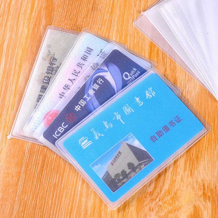 8个透明磨砂防磁身份证件套银行卡套公交卡套防水证件卡套 - 缩略图2