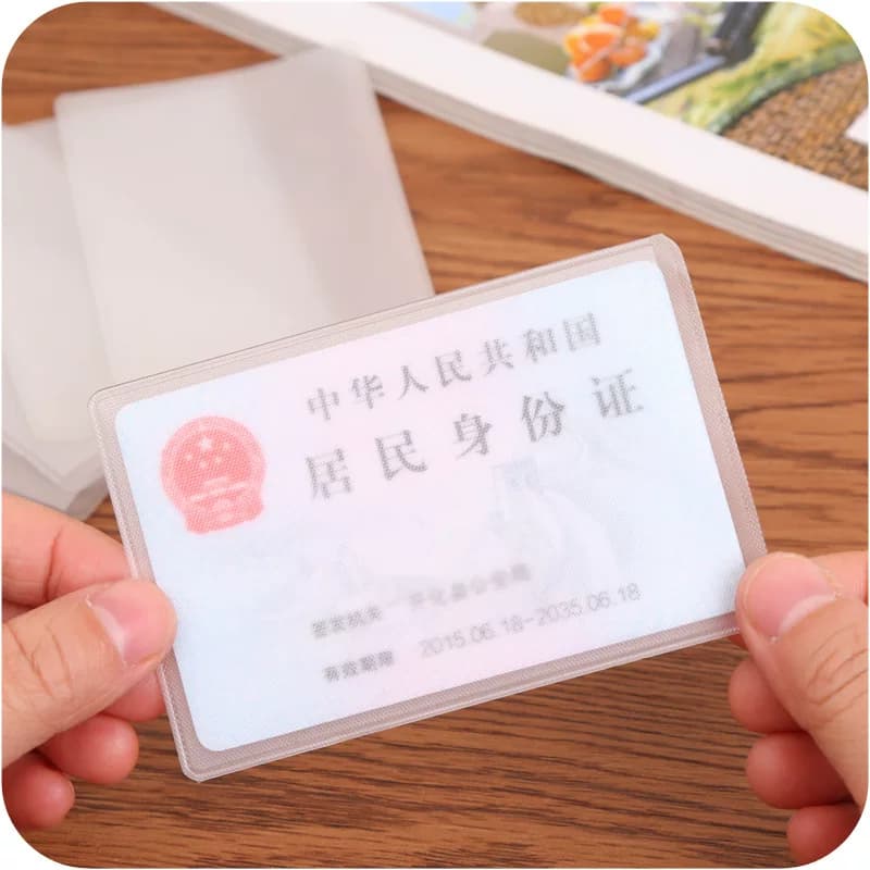 8个透明磨砂防磁身份证件套银行卡套公交卡套防水证件卡套 - 缩略图3