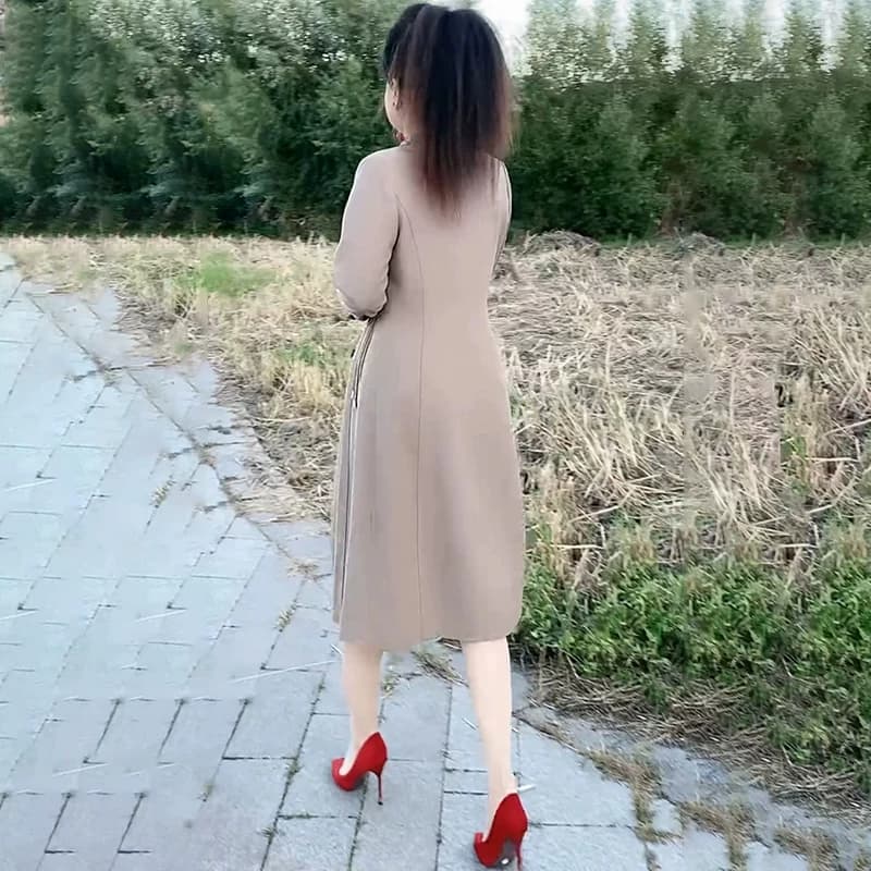 妈妈风衣女中长款洋气2026年春季新款时尚高贵夫人中老年女士外套 - 缩略图2