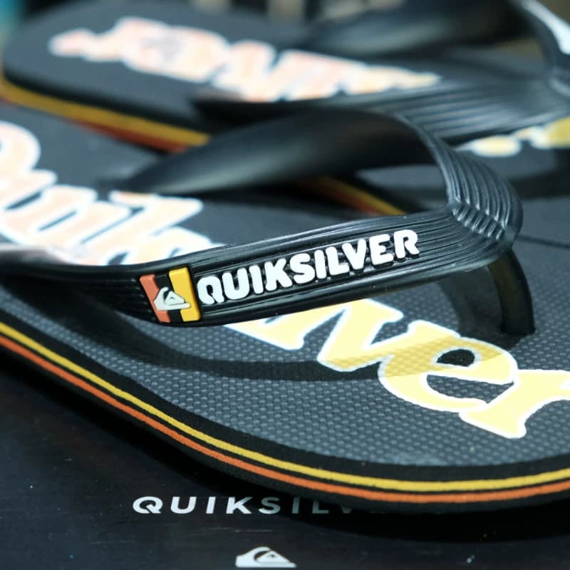 现货Quiksilver2026新款夏季男童橡胶潮牌凉拖冲浪时尚软底人字拖 - 缩略图2