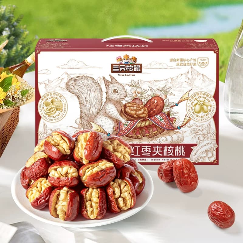 三只松鼠特级骏枣夹核桃枣仁派礼盒开袋即食双重口感中秋家人送礼 - 缩略图4