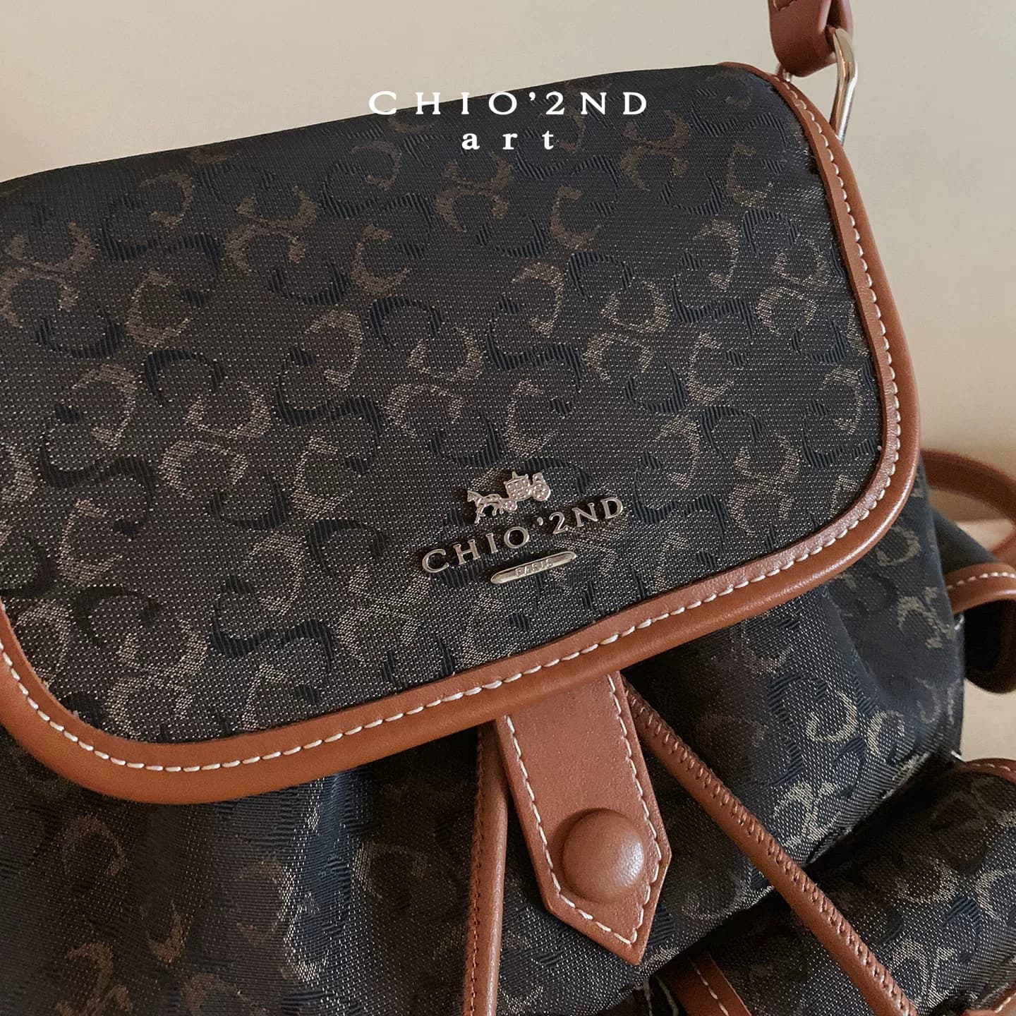 南风Chio2nd 循刻双肩包女复古老花抽绳小背包秋冬甜酷手提单肩包 - 缩略图2