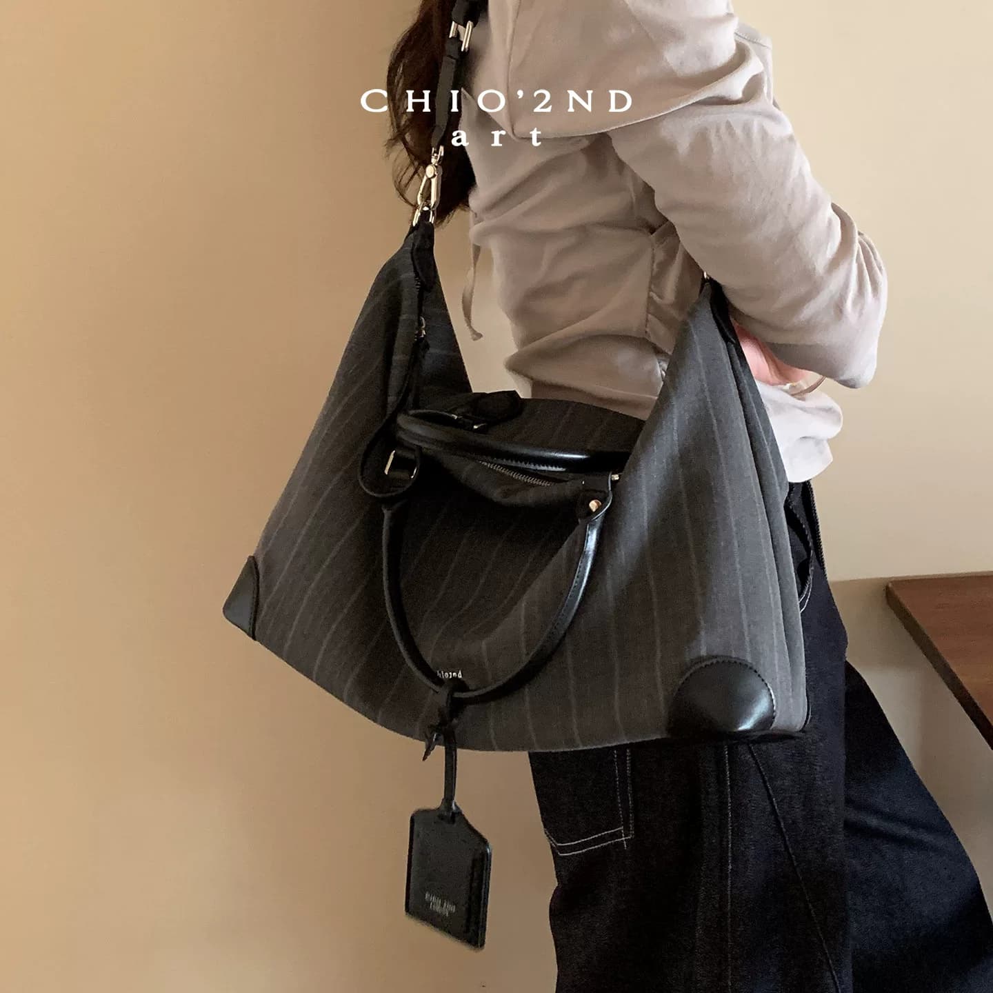 南风Chio2nd 雾灰简叙托特包包女大容量轻量旅行包通勤手提斜挎包 - 缩略图3