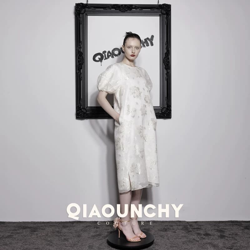 真丝浮雕提花 QIAOUNCHY俏云曦｜优雅真丝提花圆领连衣裙长裙春夏 - 缩略图3
