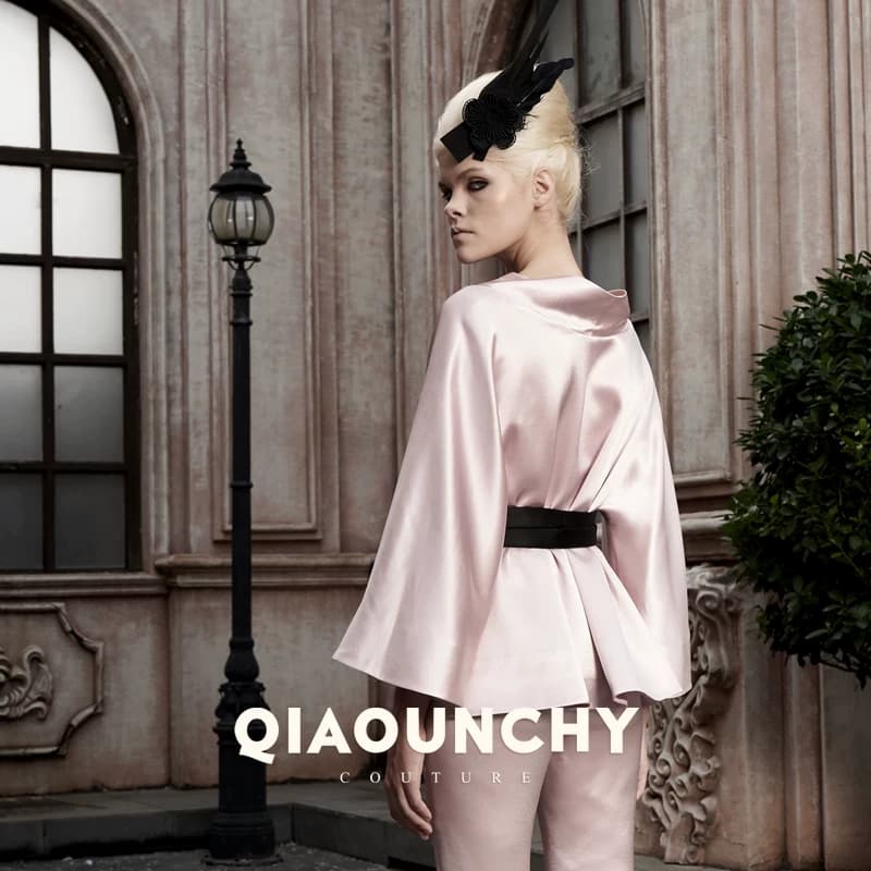 桃花 QIAOUNCHY俏云曦｜秦风古韵高级缎面束腰宽袖上衣春夏女装 - 缩略图4
