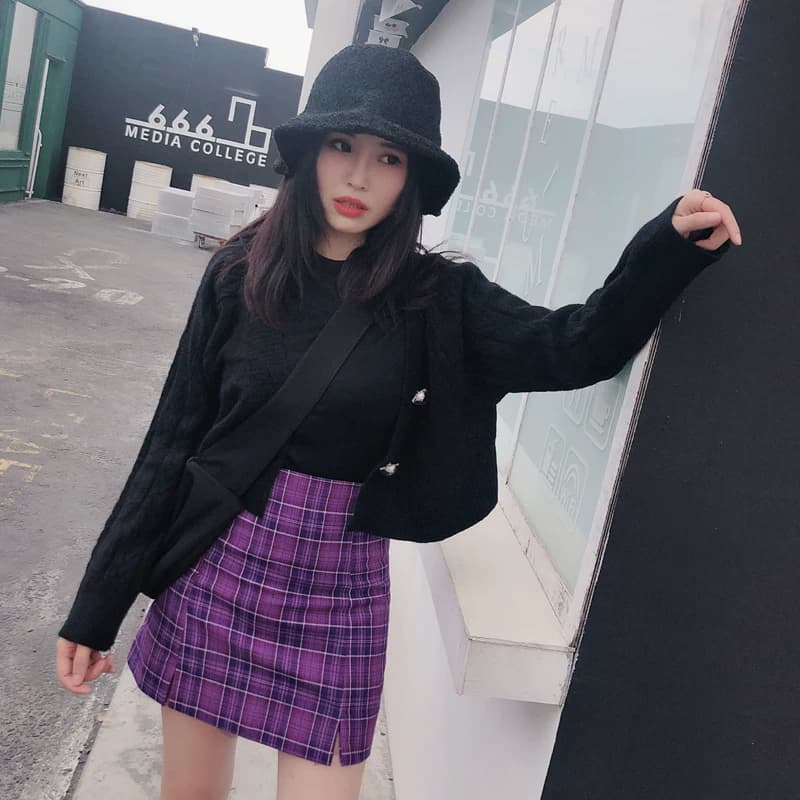 紫色格子半身裙女春夏ins超火开叉包臀裙防走光高腰显瘦a字小短裙 - 缩略图3