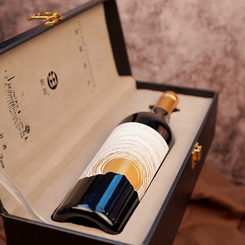 【国产红酒】贺兰山东麓产区贺兰阳光云巅珍藏干红750ml*1皮盒装 - 缩略图5