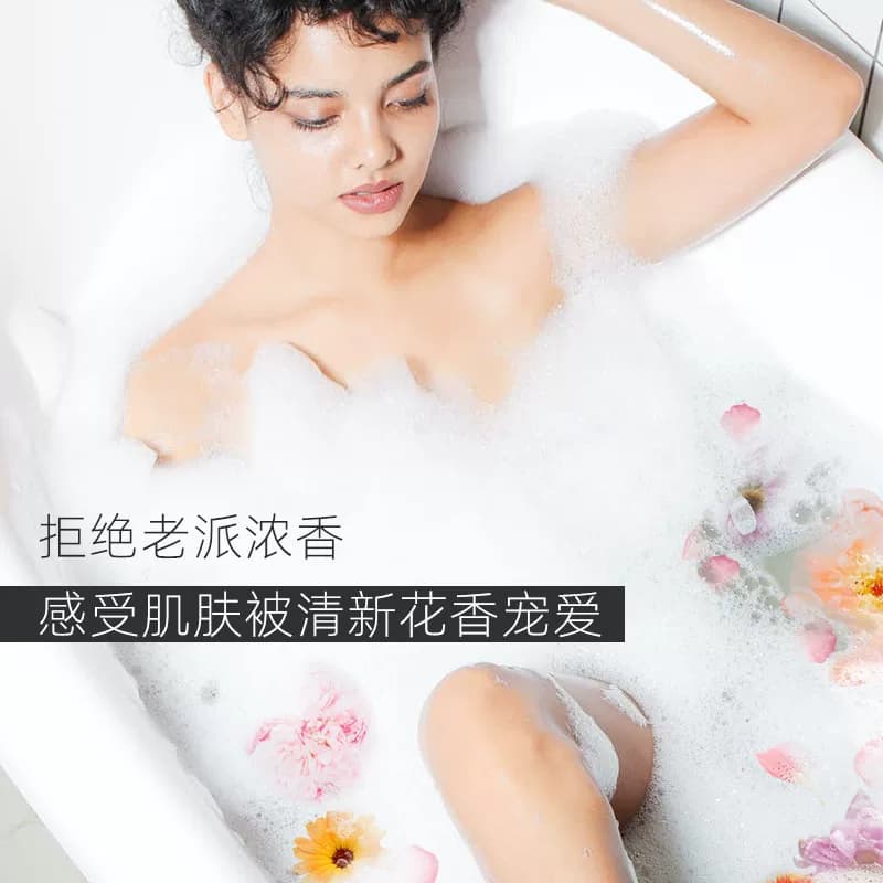 日本进口巴斯克林自然花沐浴露乳女男弹润泽亮留香易冲洗澡550ml - 缩略图3