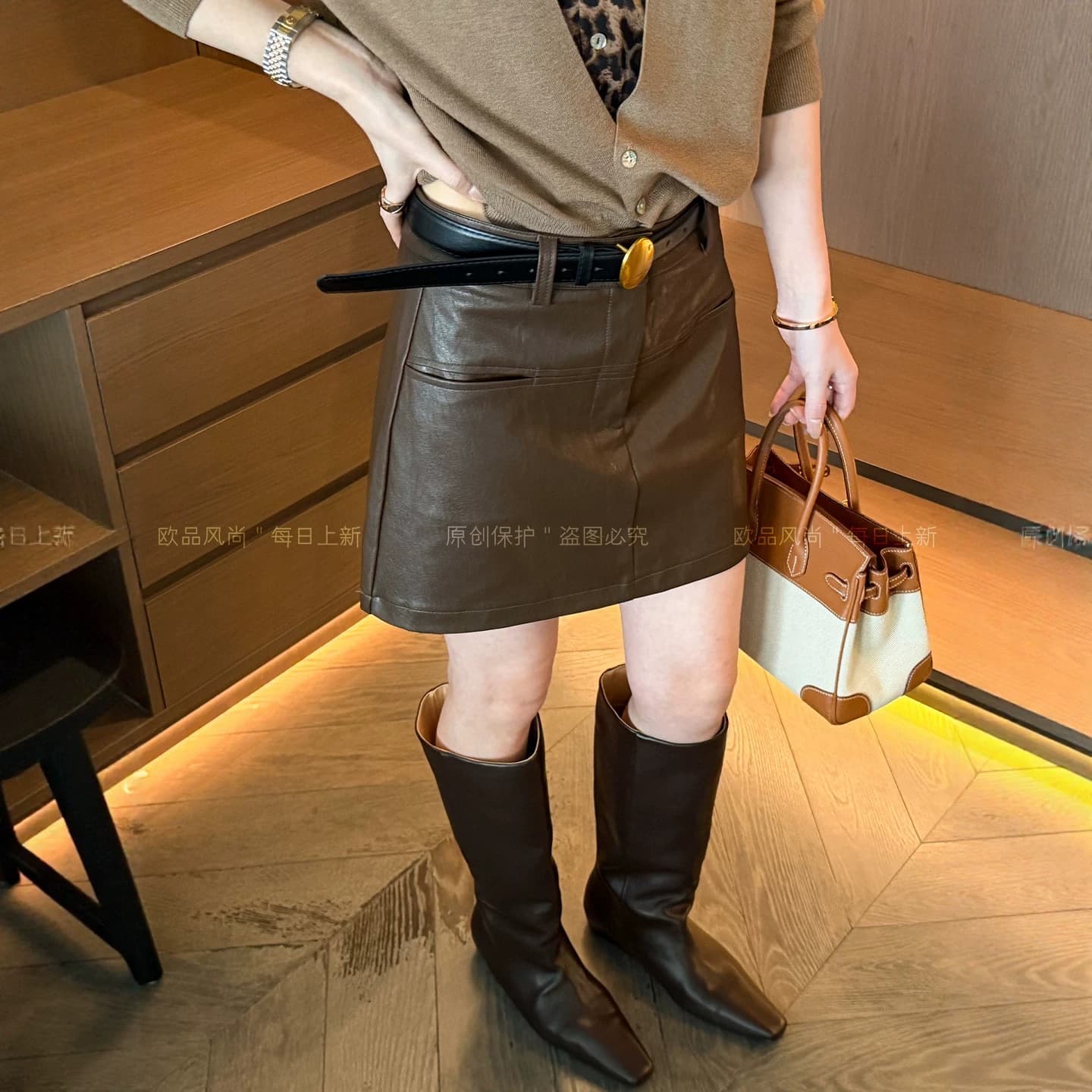 复古A字蛋白皮半身裙女欧洲站2026早秋新款欧货女装时尚包臀短裙 - 缩略图4