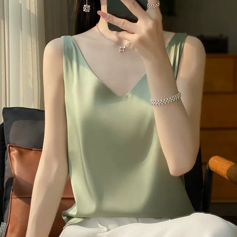 【严选】吊带背心女内搭小西装夏季新款纯色缎面醋酸V领上衣 - 缩略图2