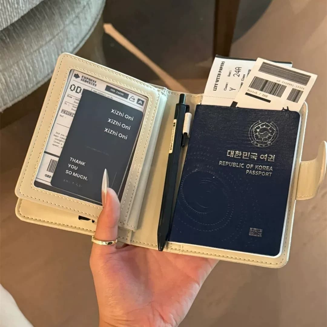 韩系ins简约多功能护照夹皮质旅行证件卡包多卡位旅行证件本一体 - 缩略图4