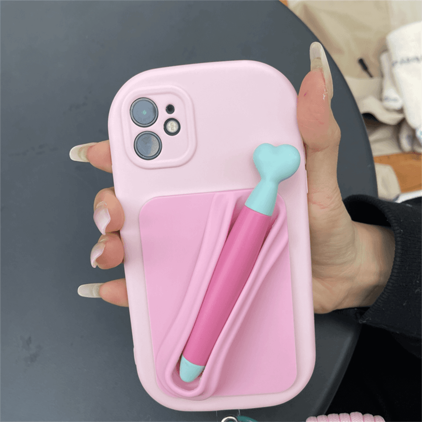 带手写笔适用苹果17promax手机壳iPhone16pro可放触屏笔14冬天防冻15promax海莉支架13带挂绳12小众创意x外壳 - 缩略图5