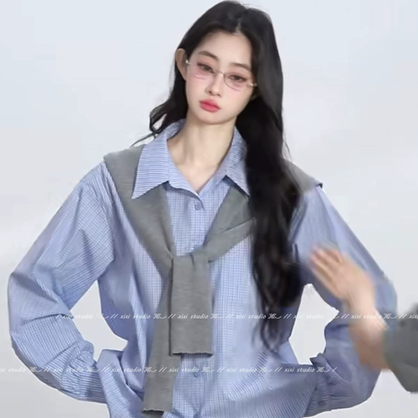 包芯纱针织披肩女春秋外搭坎肩纯色搭肩薄款开衫夏季打结假领围巾 - 缩略图2