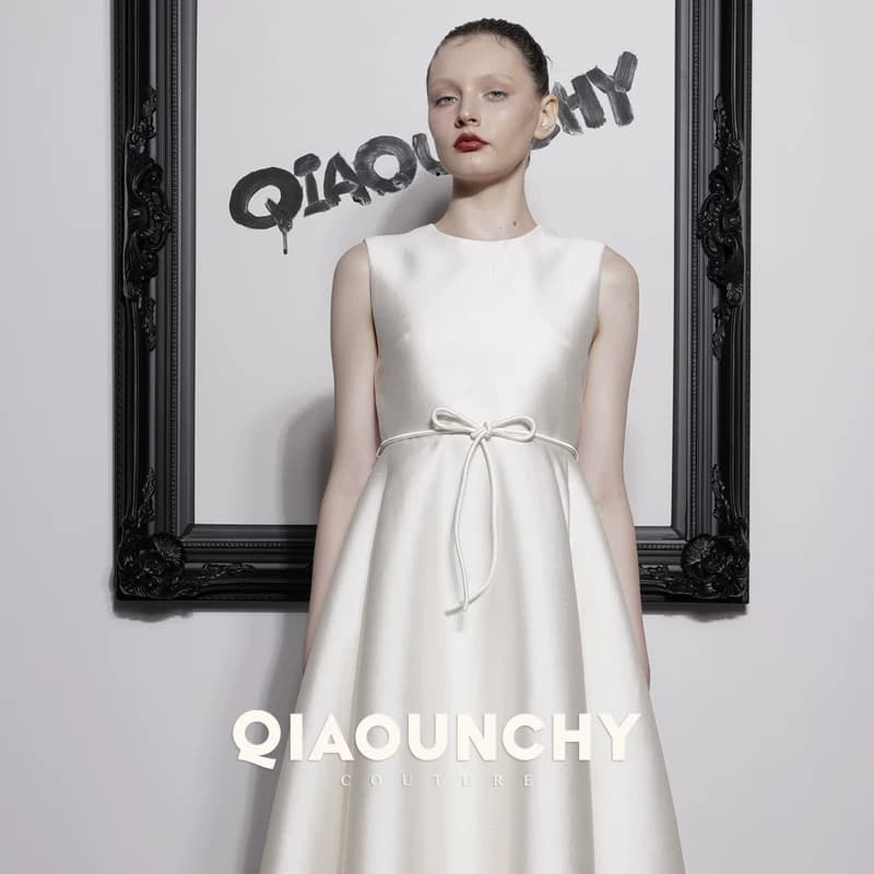 一见倾心 QIAOUNCHY俏云曦｜法式杏色收肩小圆领高腰优雅连衣裙 - 缩略图2