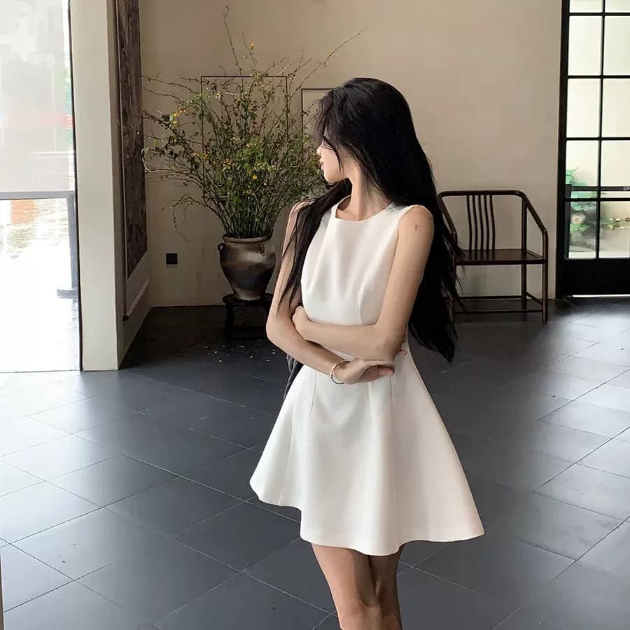 DM 2026夏季法式绝美V领碎花连衣裙女气质收腰长裙茶歇裙 - 缩略图4