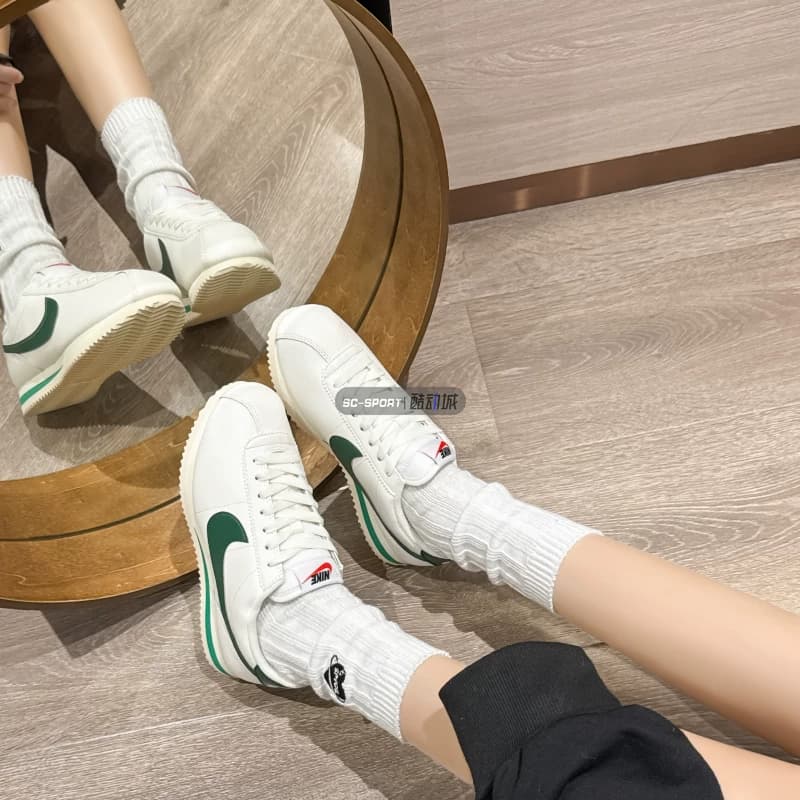 Nike耐克Cortez女低帮复古经典白红百搭阿甘轻便休闲运动鞋DN1791 - 缩略图4