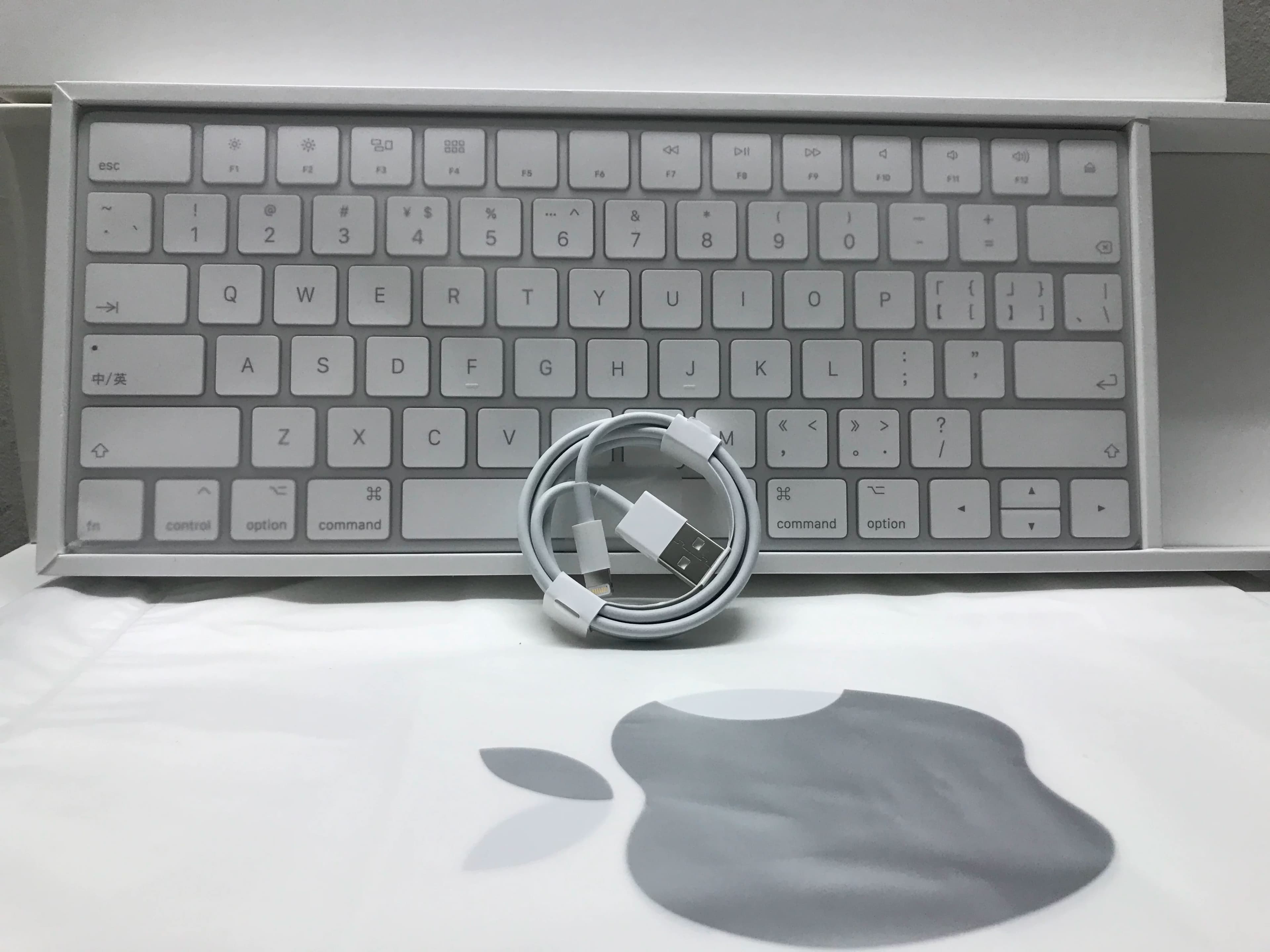 苹果无线蓝牙键盘pro笔记本电脑ipad magicKeyboard3妙控id USB-c - 缩略图4