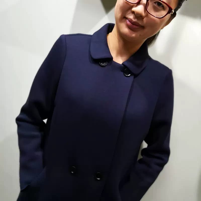 YUN韫2025冬季新品女装翻领双排扣长款空气棉外套经典女风衣 5622 - 缩略图3