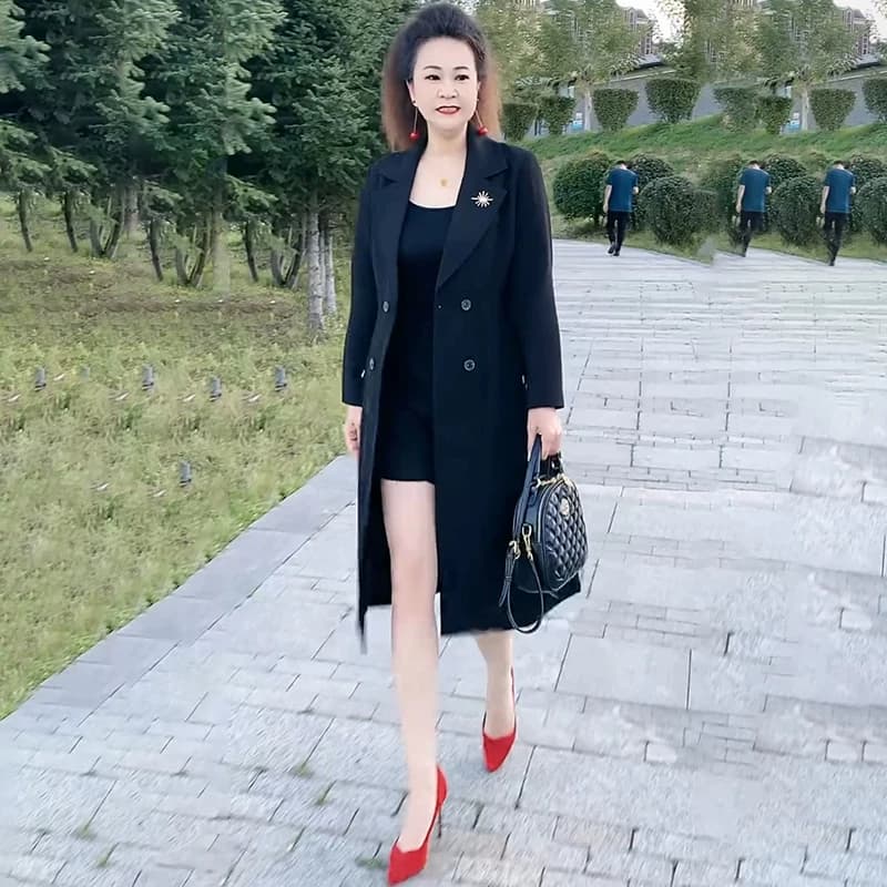 妈妈风衣女中长款洋气2026年春季新款时尚高贵夫人中老年女士外套 - 缩略图3