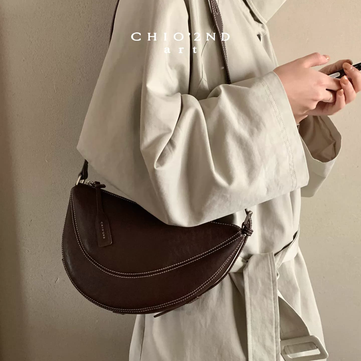 南风Chio2nd 牛皮巧心檀月马鞍包包女款深棕色复古小众单肩斜挎包 - 缩略图3