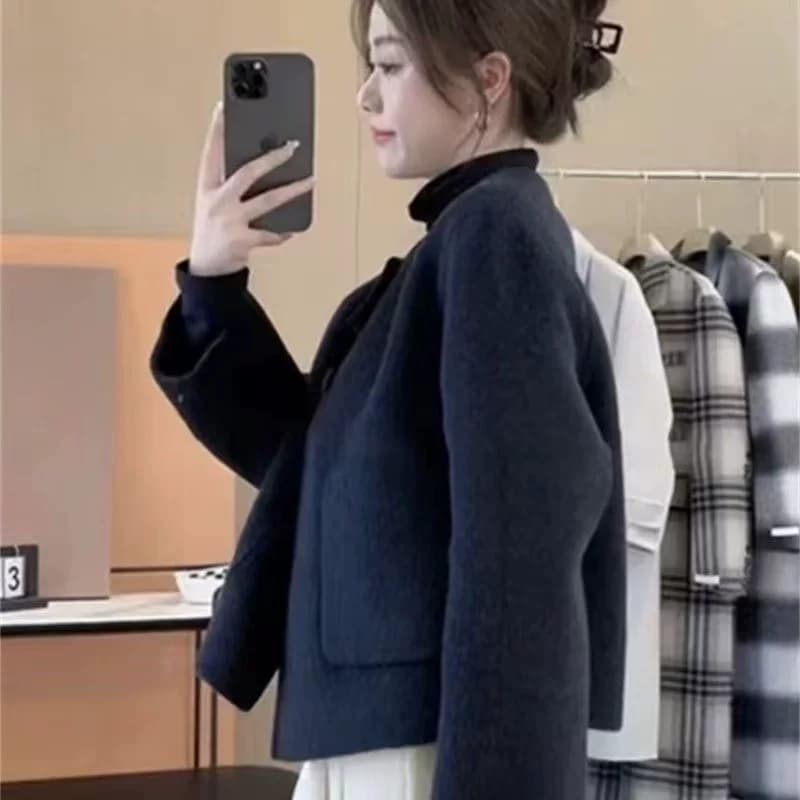 漂亮外衣2026新款高级感广州十三行毛呢大衣女装无领宽松两粒扣 - 缩略图3