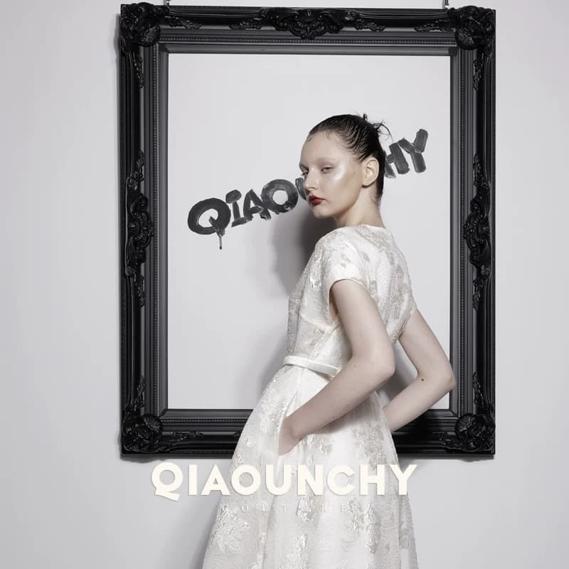 真丝浮雕提花 QIAOUNCHY俏云曦｜杏色法式优雅a字摆复古连衣裙 - 缩略图4