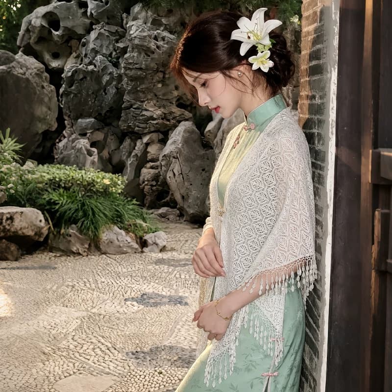 米白色旗袍披肩女外搭开衫2026新款夏薄款蕾丝流苏新中式外披斗篷 - 缩略图5
