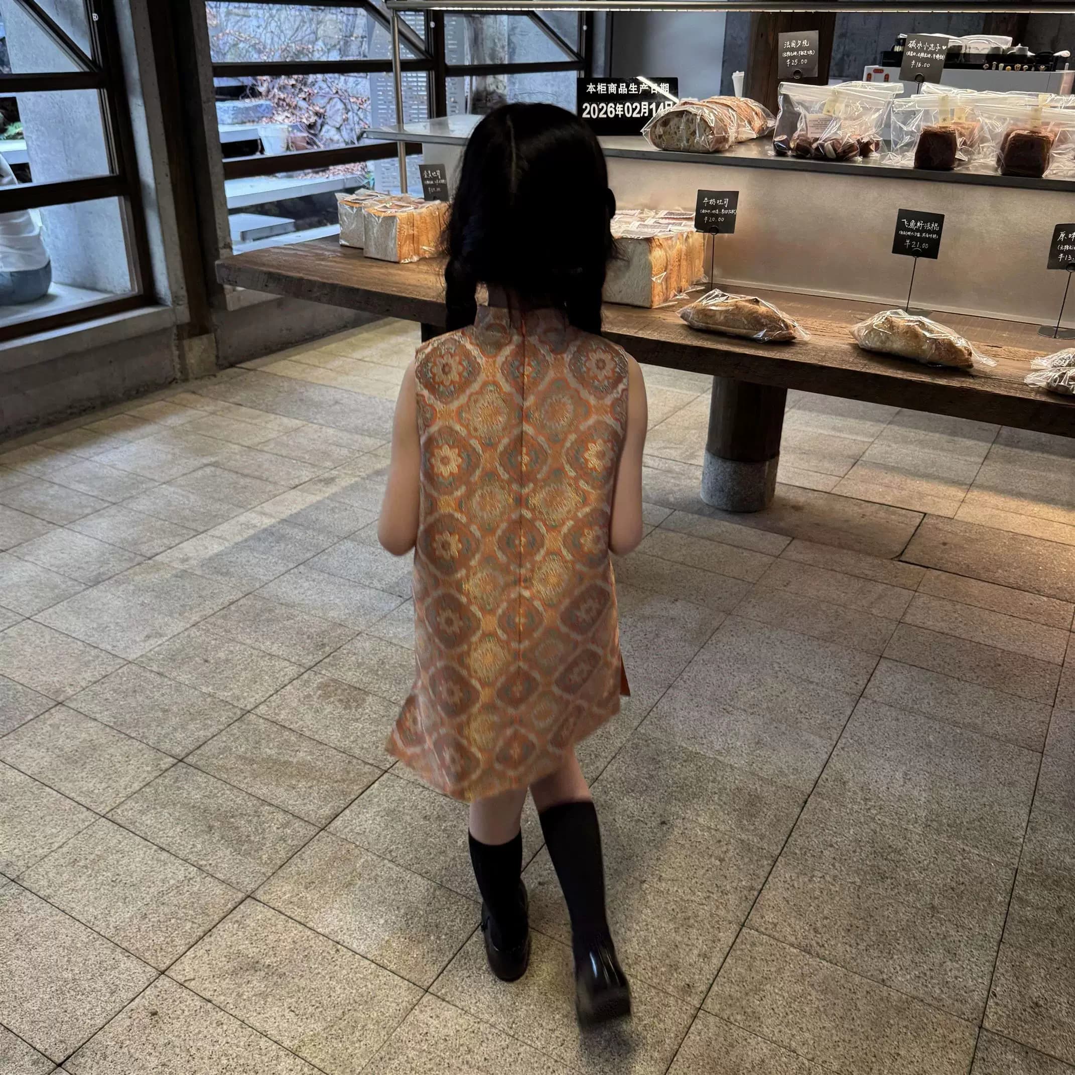 新中式女童背心连衣裙儿童宋锦提花立领盘扣旗袍裙女孩日常穿搭 - 缩略图3