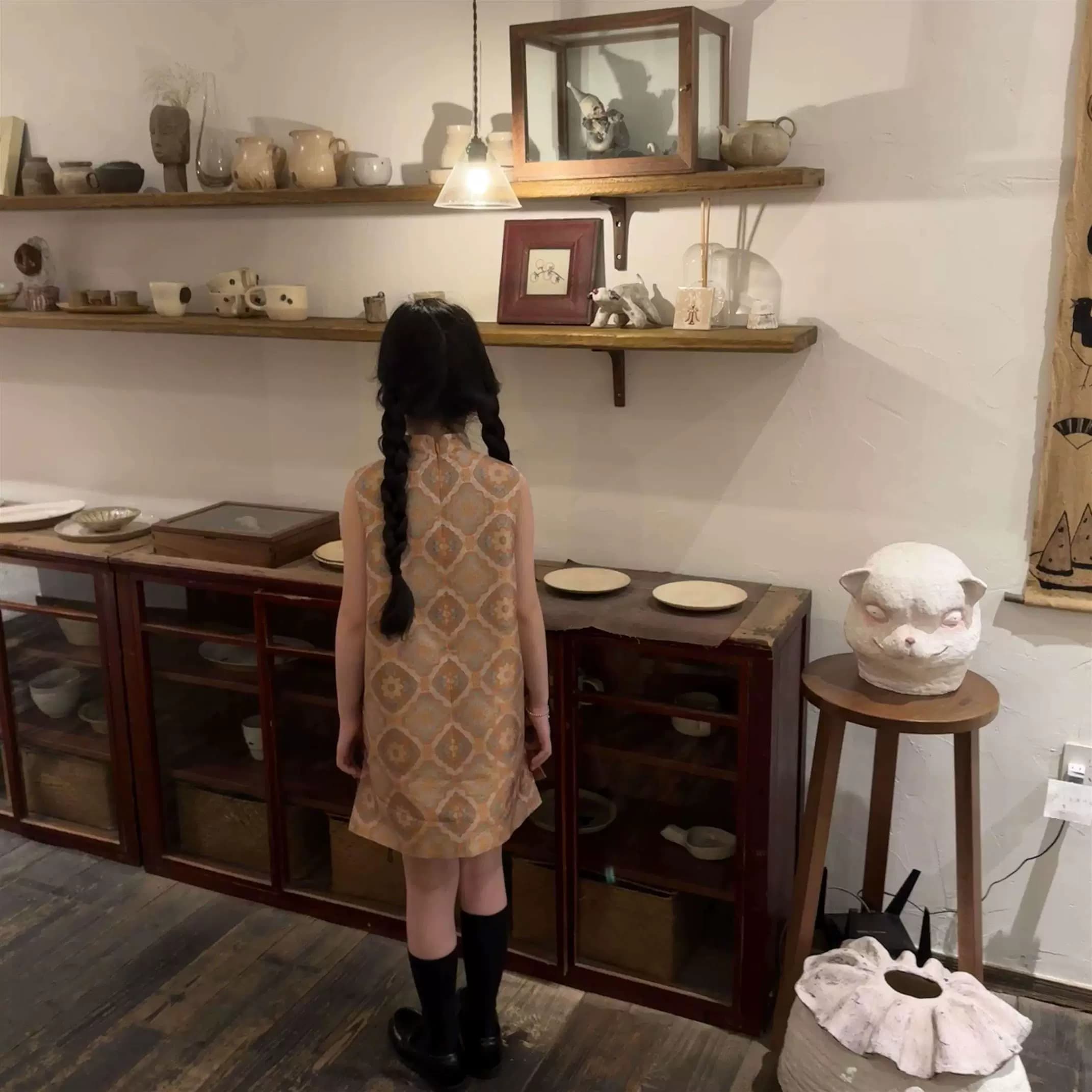 新中式女童背心连衣裙儿童宋锦提花立领盘扣旗袍裙女孩日常穿搭 - 缩略图2