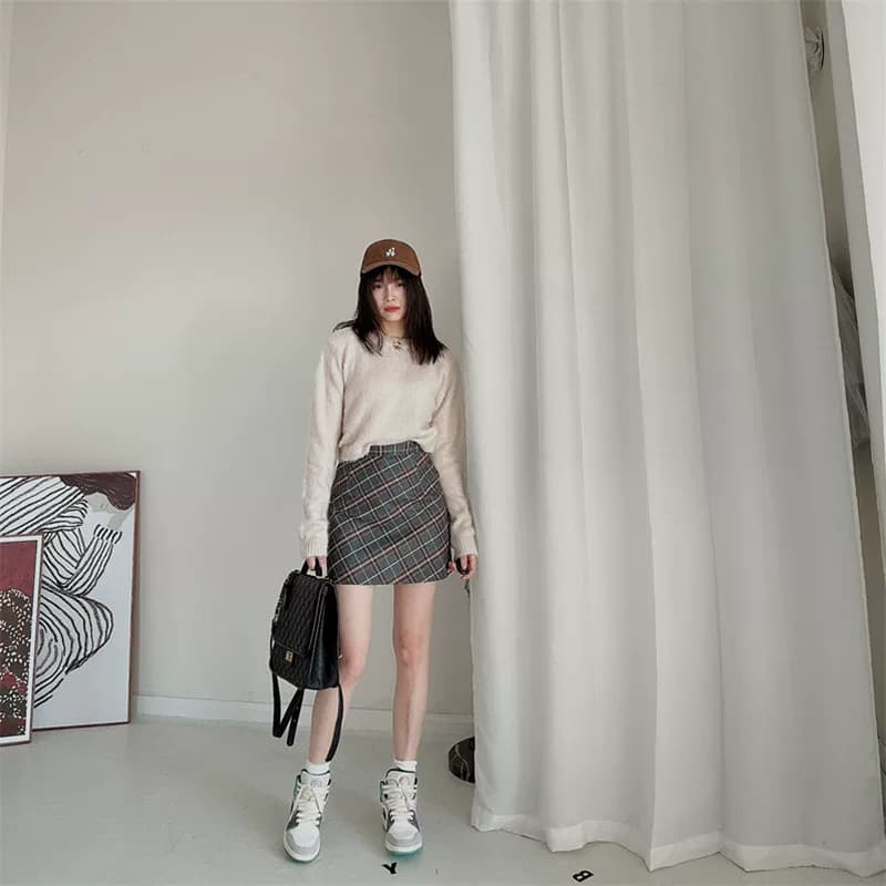 灰色格子半身裙女2026春季学院风复古菱格A字裙高腰显瘦包臀短裙 - 缩略图4