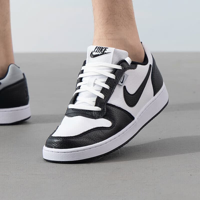 耐克（NIKE）【滔搏运动】男 EBERNON LOW PREM黑白熊猫板鞋休闲鞋AQ1774-102 AQ1774-102 42.5
