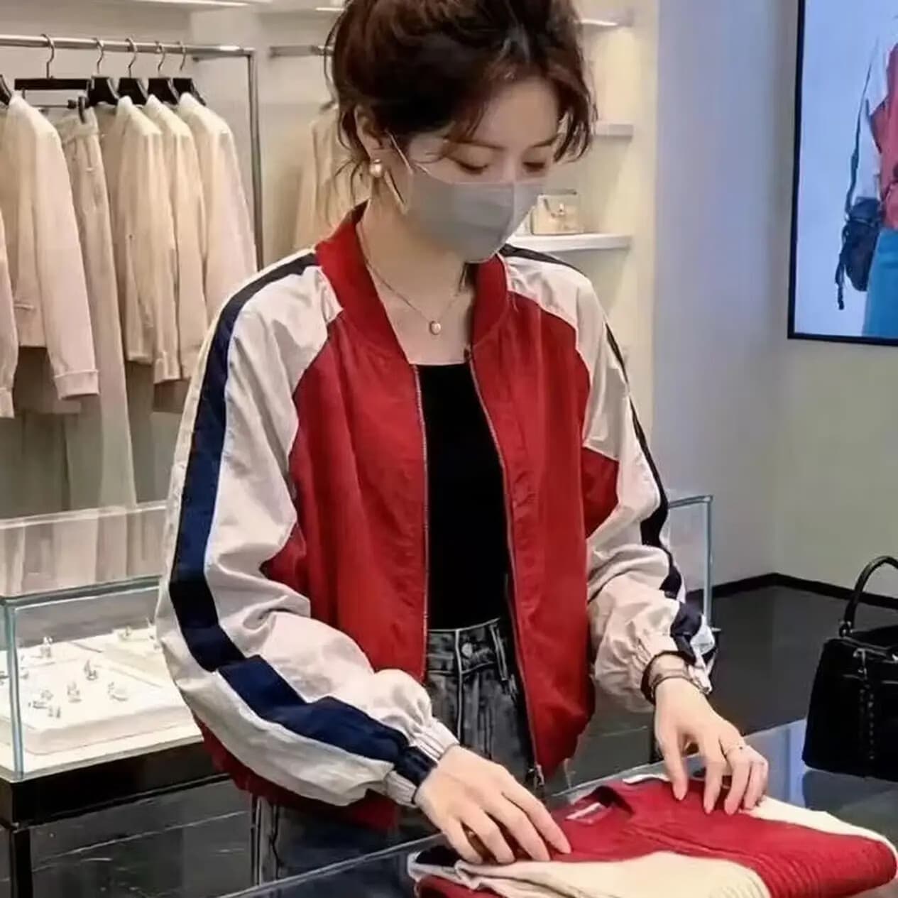 2026年新款高级感撞色棒球服防晒短外套女显瘦设计拉链上衣潮 红色 L 115-135斤