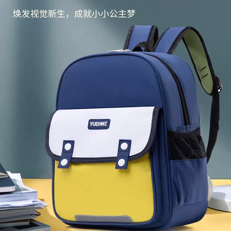 大容量小学生书包新款卡通可爱幼儿园书包3-10岁儿童护脊双肩包男 - 商品图1