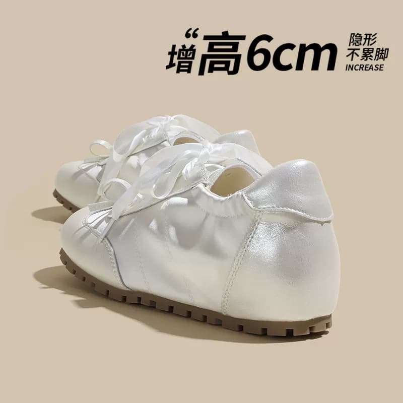 内增高绸缎单鞋女2026新款浅口芭蕾德训鞋一脚蹬女鞋厚底小白鞋子 - 商品图1