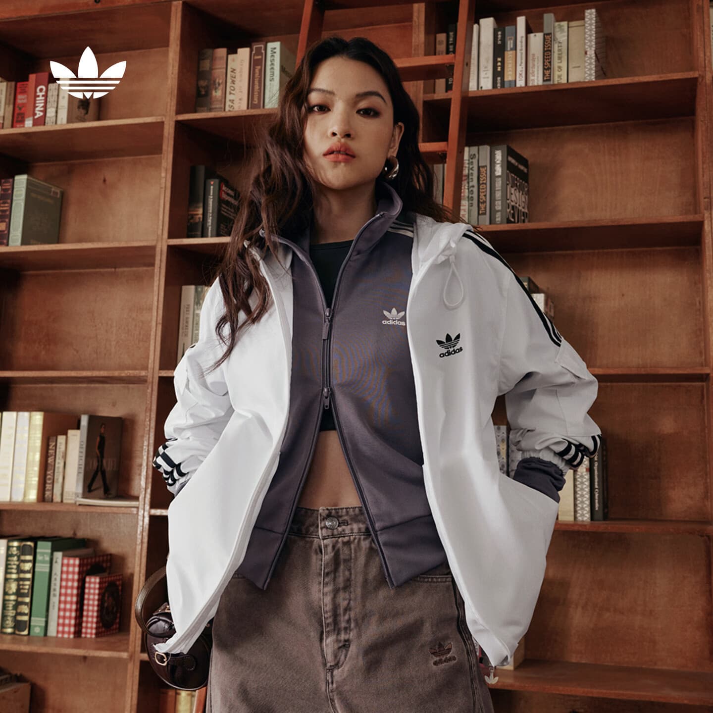 adidas通勤百搭经典休闲运动连帽夹克外套男女春夏阿迪达斯三叶草 亮白 XS - 商品图1